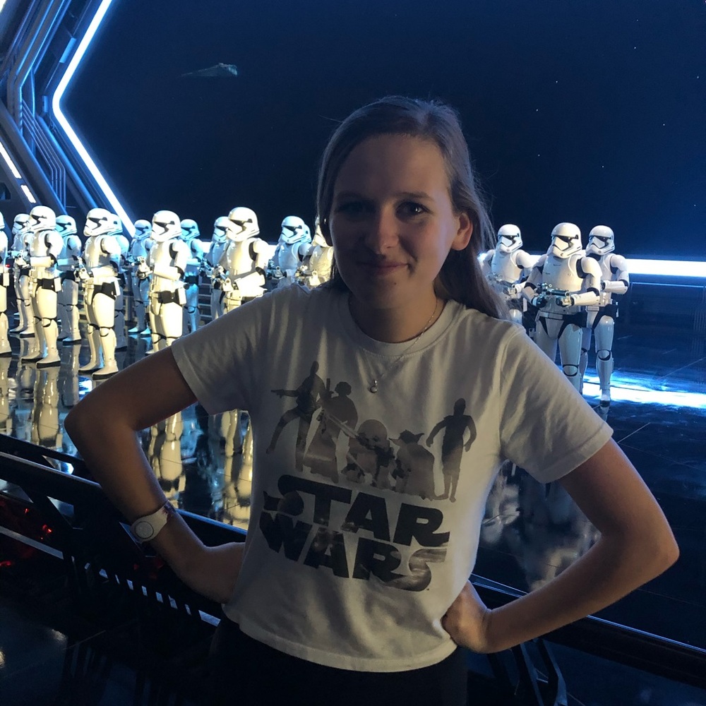 Meet your Posher, Olivia